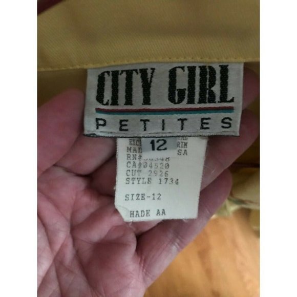 Vintage City Girl Cropped Yellow Embroidered Jacket Size 12 Button Up - Picture 4 of 4